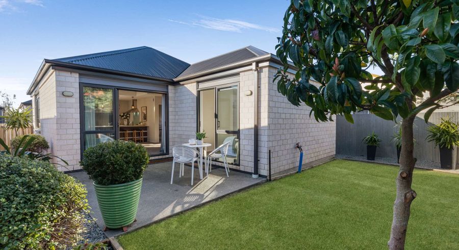  at 2/14 Cotswold Avenue, Bishopdale, Christchurch City, Canterbury