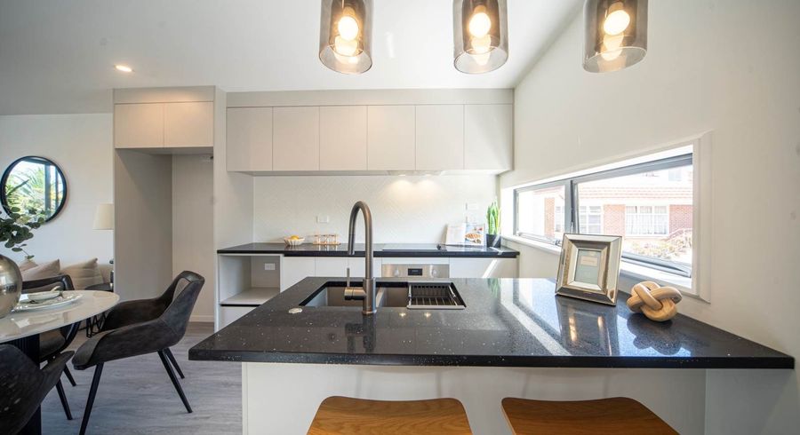  at 1-10/101 White Swan Road, Mount Roskill, Auckland City, Auckland