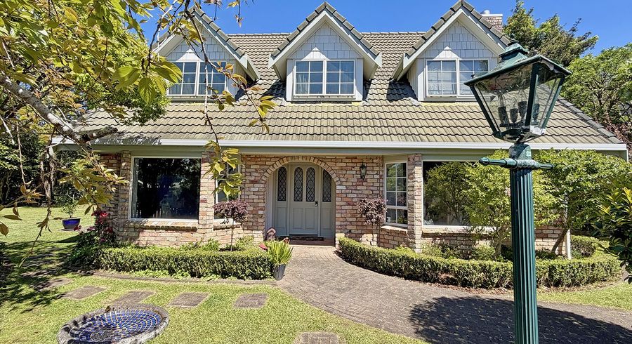  at 35 Ravenstone Place, Chatswood, North Shore City, Auckland