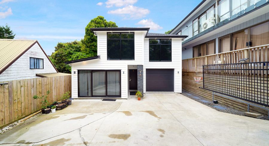  at 36A Redoubt Road, Goodwood Heights, Auckland