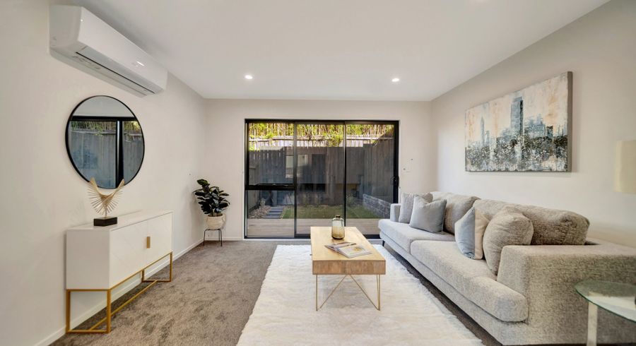  at 4/106 Triangle Road, Massey, Waitakere City, Auckland