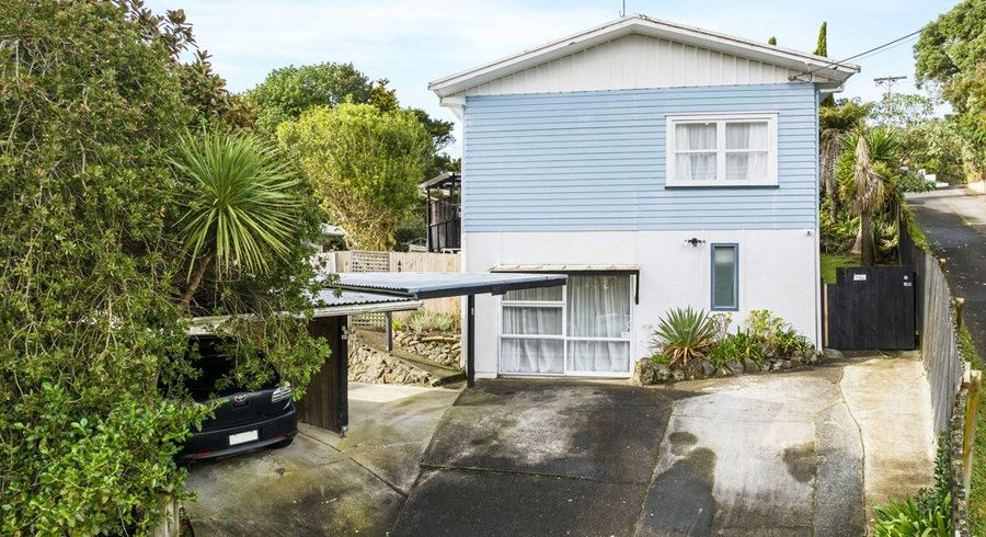  at 1/49 Archers Road, Hillcrest, North Shore City, Auckland