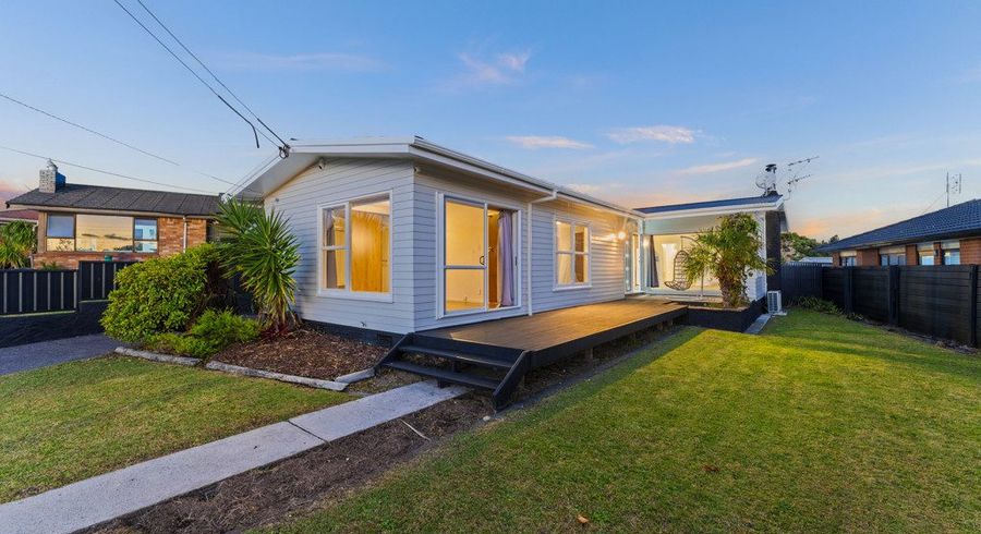  at 1 Sexton Place, Manurewa East, Manukau City, Auckland