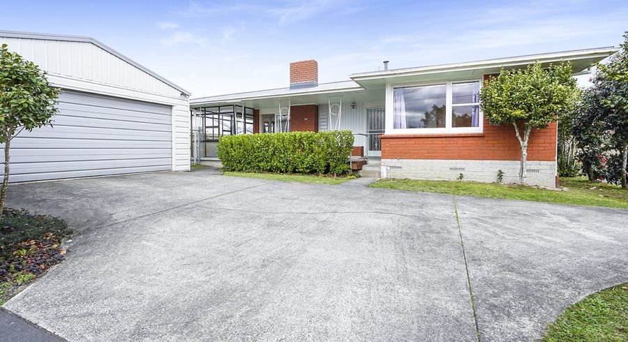  at 18 Ngaere Avenue, Chartwell, Hamilton
