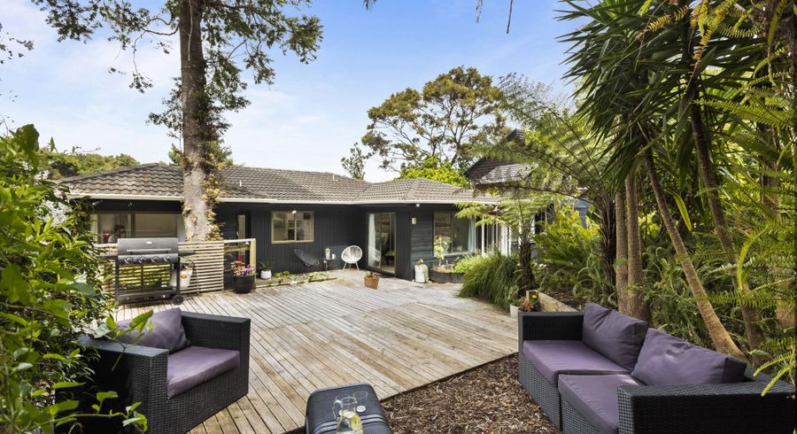  at 23 Pluto Place, Beach Haven, Auckland