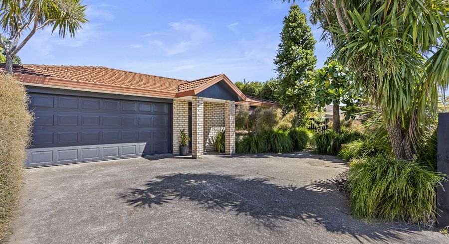  at 33 Munroe Road, Ranui, Auckland