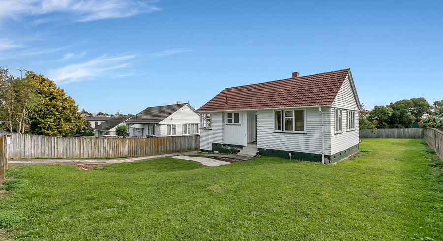  at 97 Hillsborough Road, Hillsborough, Auckland