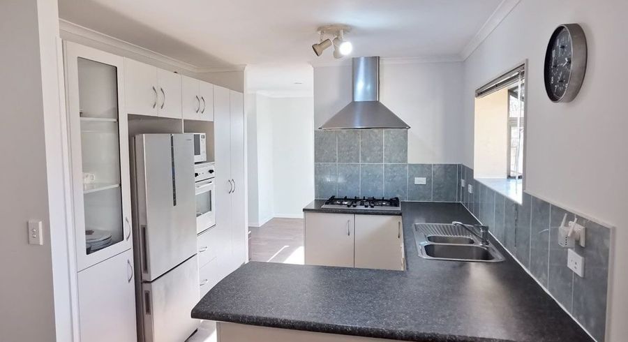  at 39 Westglen Place, Ranui, Auckland