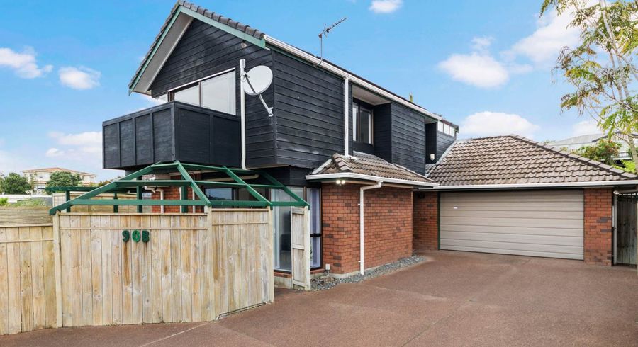  at 90B Simmental Crescent, Somerville, Manukau