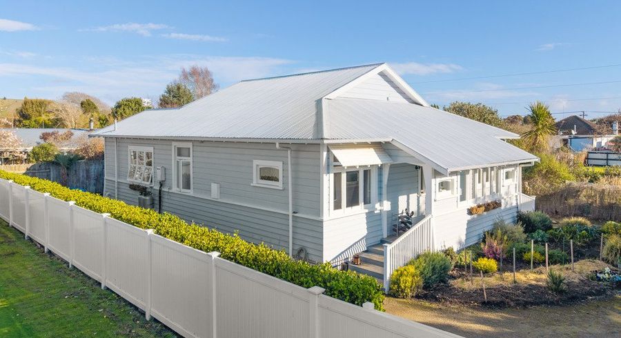  at 11 Lewis Avenue, Aramoho, Whanganui, Manawatu / Whanganui