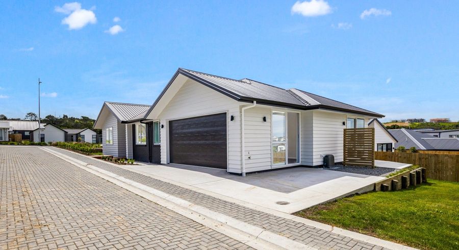  at 95 Glenvar Ridge Road, Long Bay, Auckland