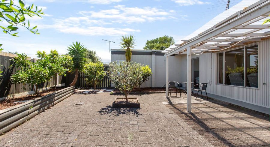  at 3/14 Swan Crescent, Pakuranga, Auckland