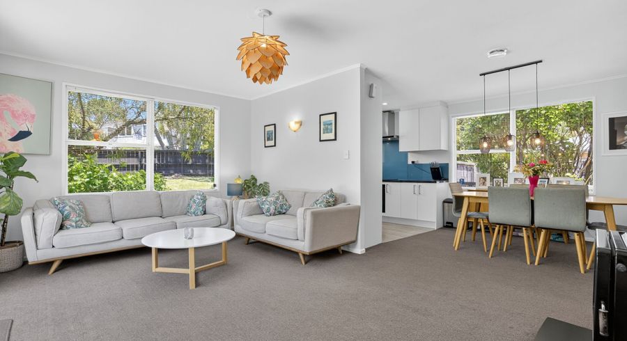  at 85 Kia Ora Road, Beach Haven, North Shore City, Auckland