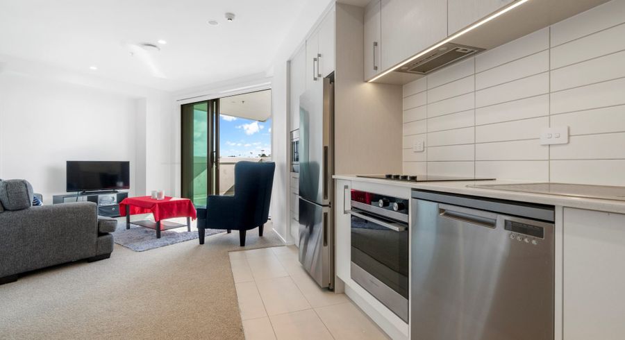  at 706/6 Waikumete Rd, Glen Eden, Auckland