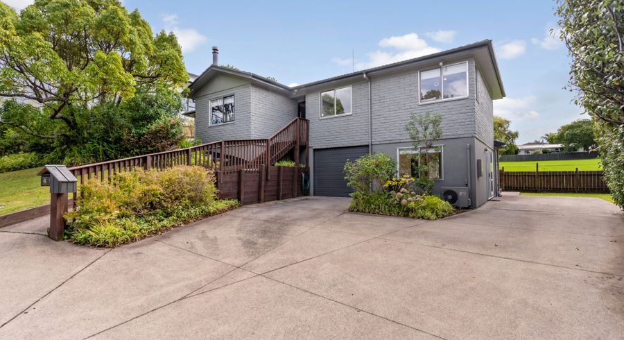  at 4 Bain Place, Bucklands Beach, Manukau City, Auckland