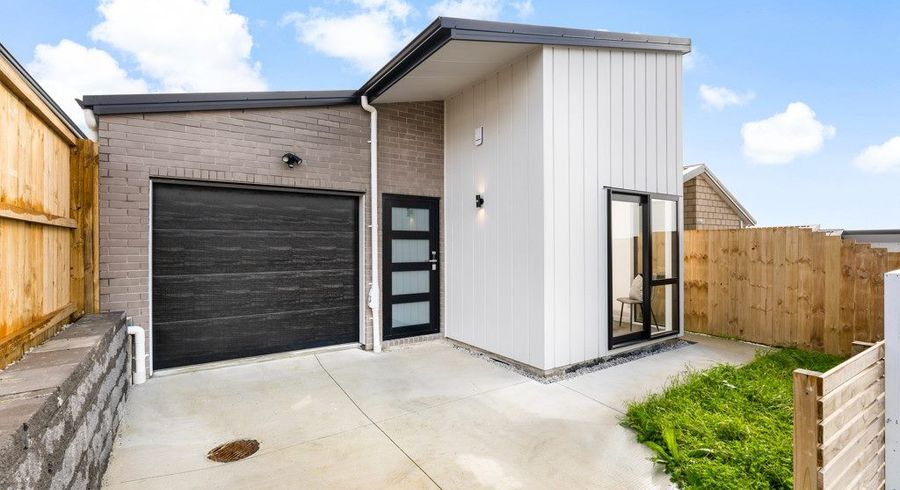  at 36 Morus Road, Massey, Auckland
