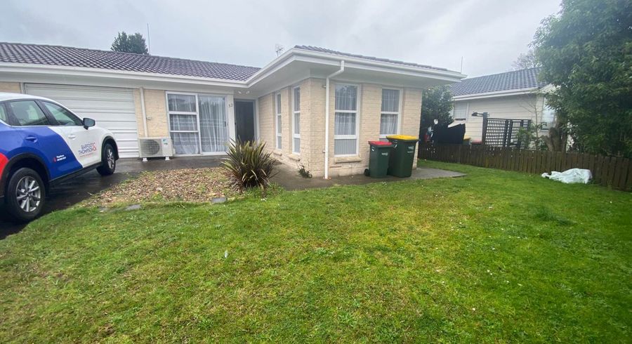  at 2/32 Park Estate Road, Papakura, Papakura, Auckland