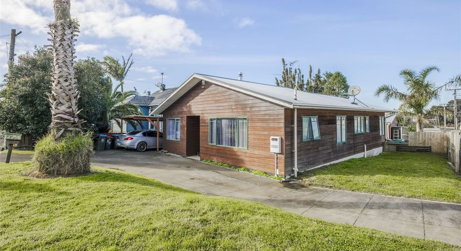  at 79 Fairburn Road, Otahuhu, Auckland