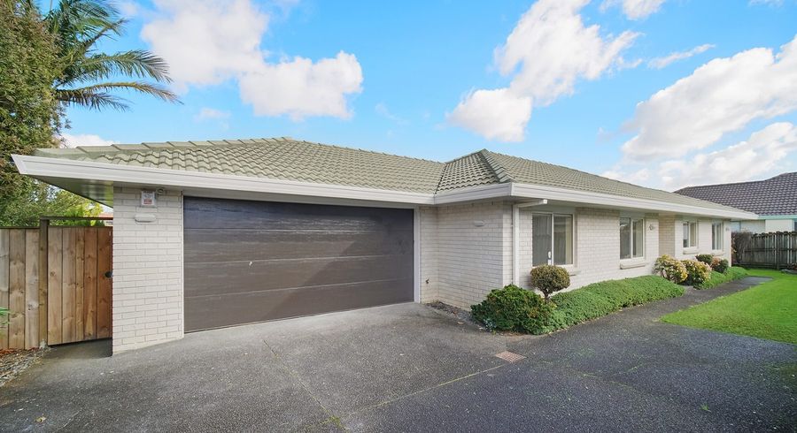  at 2/12 Astoria Place, Northpark, Manukau City, Auckland