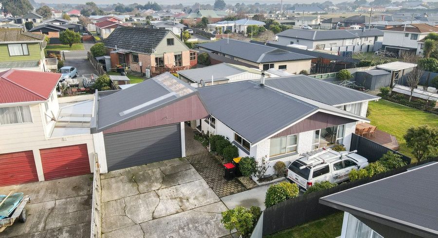  at 8 Mepal Place, Kingswell, Invercargill