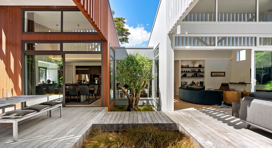  at 8 Mount Hobson Lane, Remuera, Auckland City, Auckland