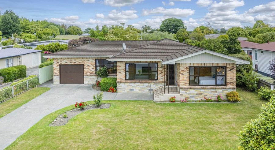  at 526 Hart Drive, Frimley, Hastings
