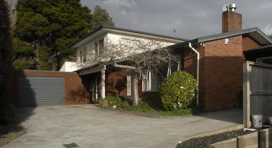  at 28 Kay Drive, Blockhouse Bay, Auckland