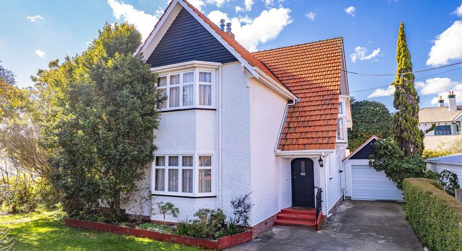  at 4 Kent Road, Saint Johns Hill, Whanganui, Manawatu / Whanganui