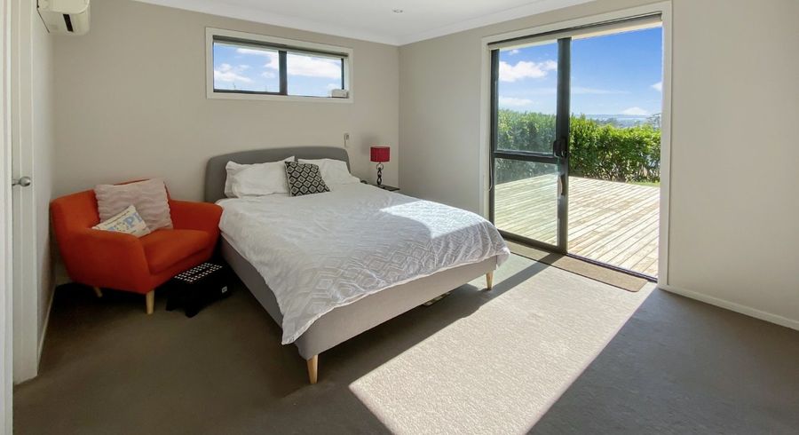  at 89 Lake Panorama Drive, Henderson, Waitakere City, Auckland