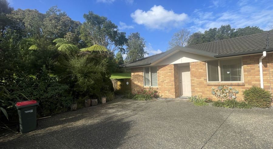  at 25 Kinnard Lane, Totara Park, Manukau City, Auckland