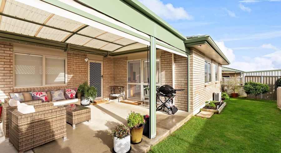  at 16/8 Village Place, Tuakau, Franklin, Auckland
