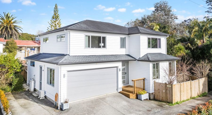  at 666B Beach Road, Browns Bay, Auckland
