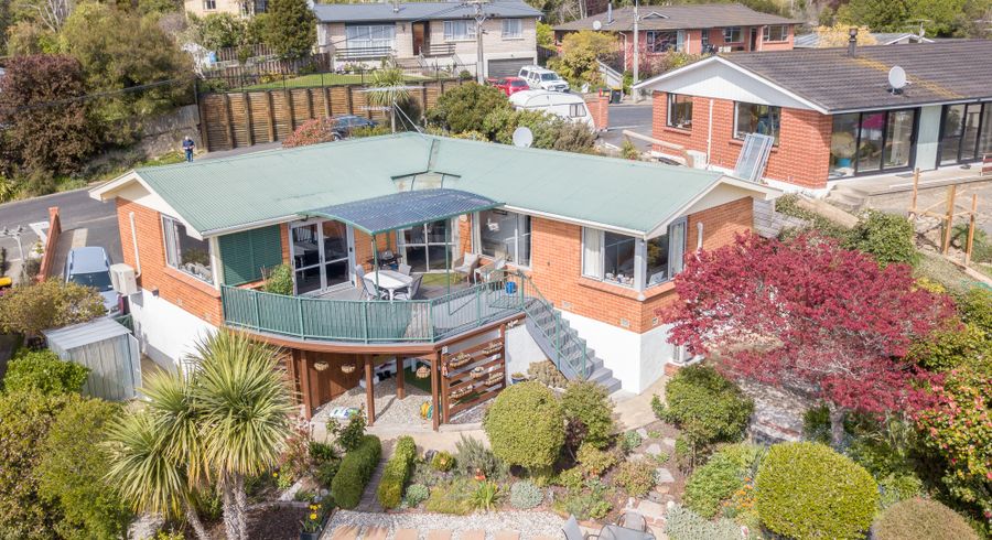  at 9 Tweed Street, Kinmont Park, Mosgiel