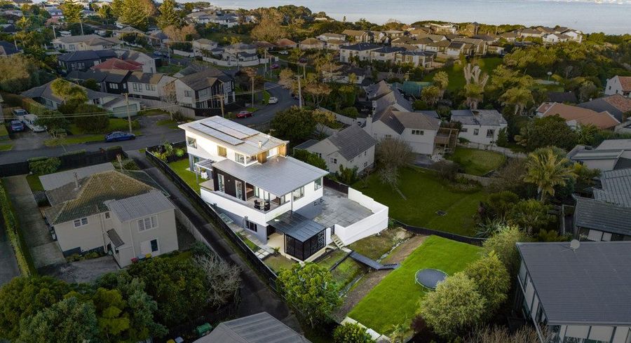  at 19 Inglewood Street, Wai o Taiki Bay, Auckland