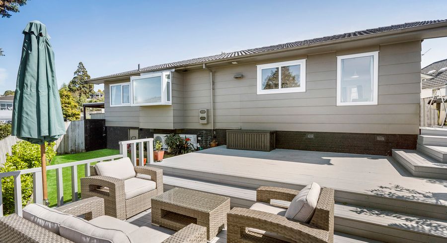  at 5 Ronald Algie Place, Saint Johns, Auckland