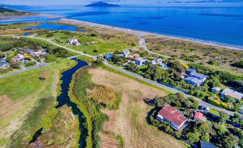  at 34 Kapiti Lane, Otaki Beach, Otaki