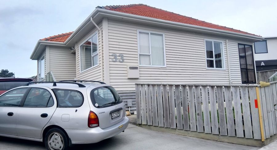  at 33 Bracken Road, Paparangi, Wellington