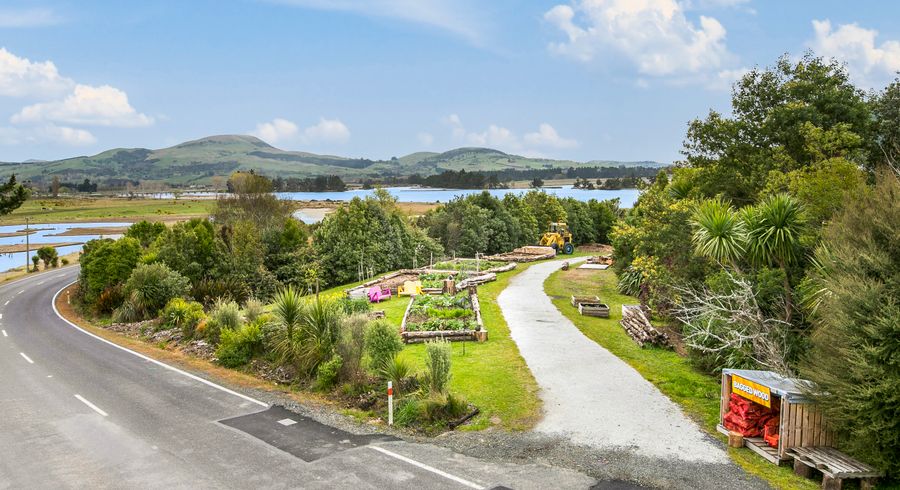  at 1442 Coast Road, Karitane
