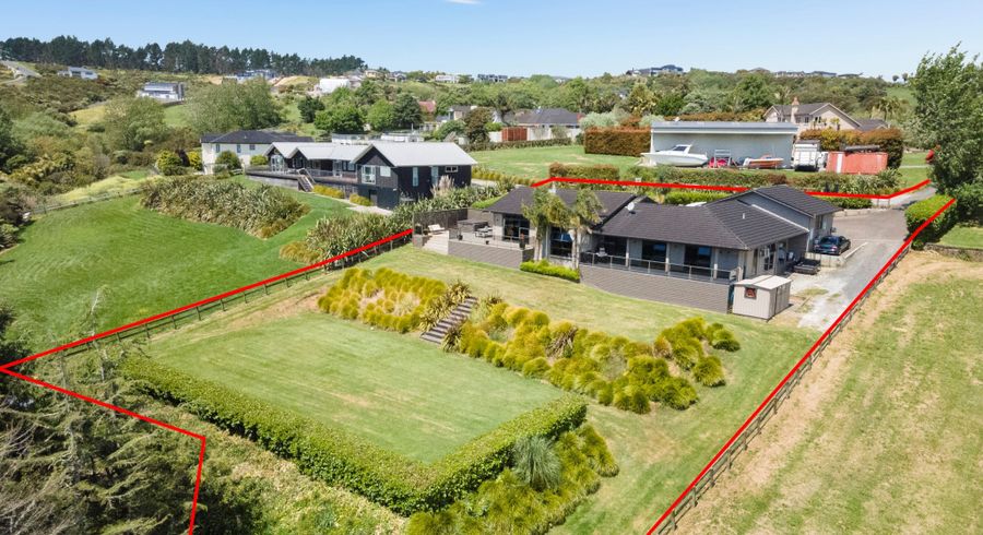  at 14 Regis Lane, Flat Bush, Auckland
