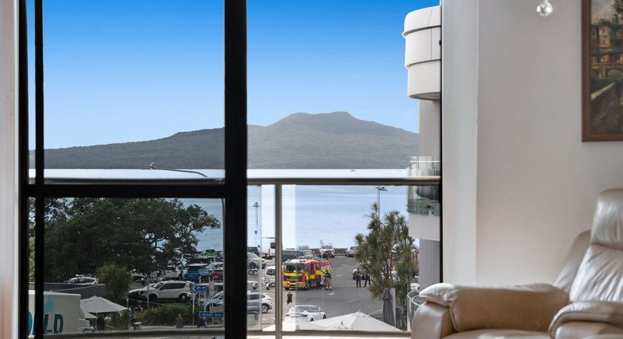  at 1B/5 The Promenade, Takapuna, North Shore City, Auckland