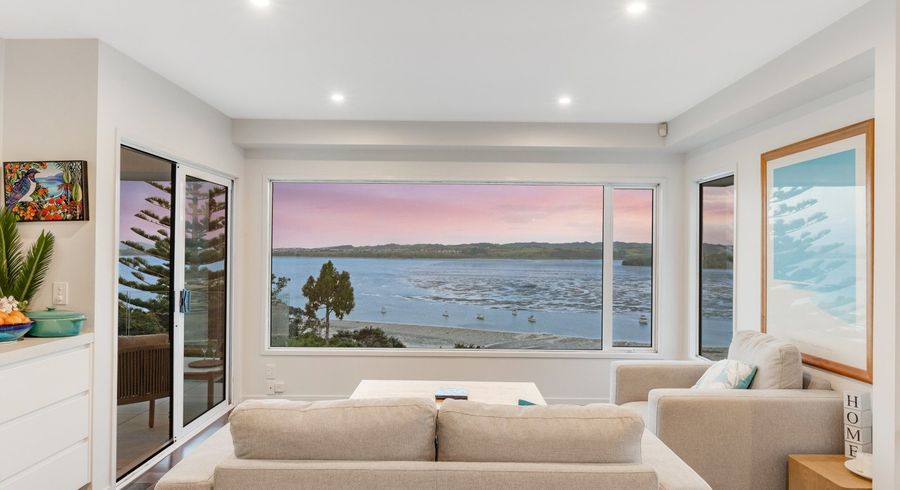  at 121 Pah Road, Cockle Bay, Manukau City, Auckland