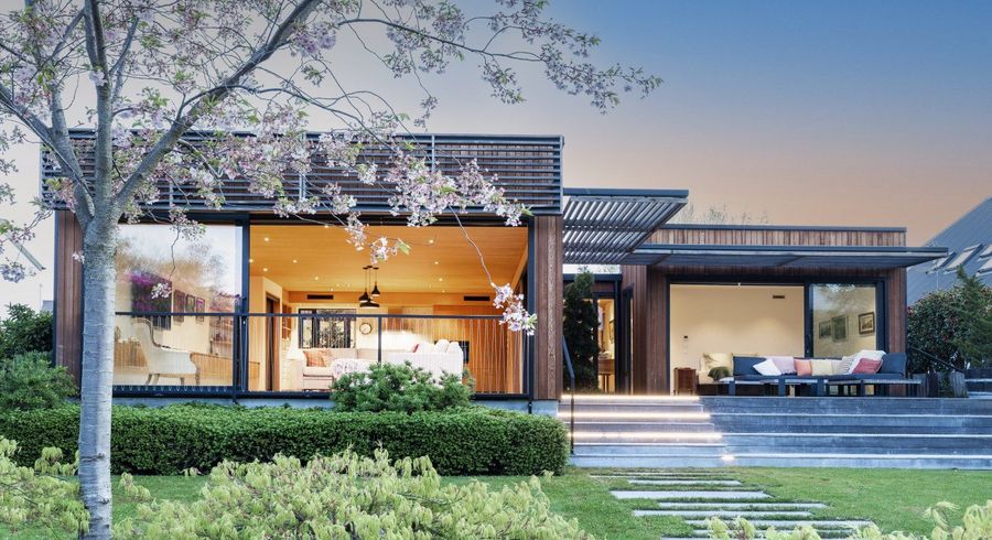  at 35 Poynder Avenue, Fendalton, Christchurch City, Canterbury