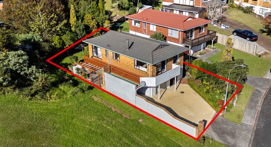  at 1/25 Ciprian Place, Henderson, Waitakere City, Auckland