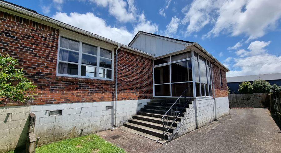  at 2/1099 New North Road, Mount Albert, Auckland