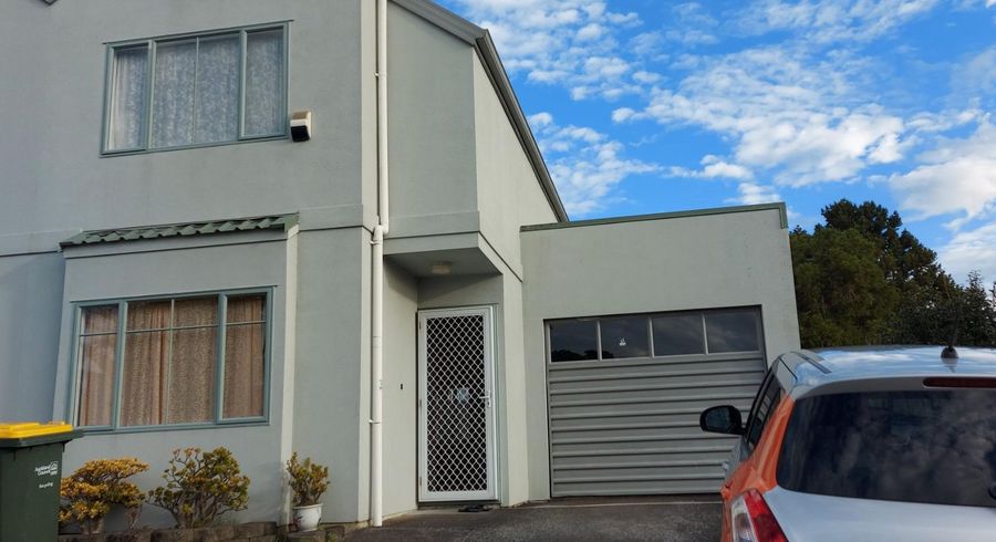  at 51 Kona Crescent, Henderson, Waitakere City, Auckland