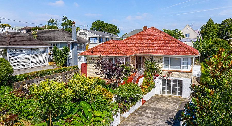  at 187 Hillsborough Road, Hillsborough, Auckland