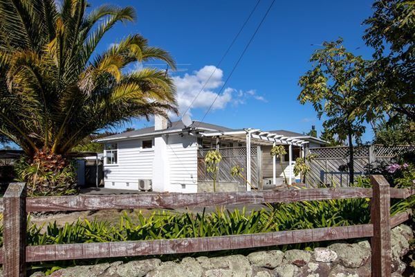 at 111 Oxford Street, Lansdowne, Masterton