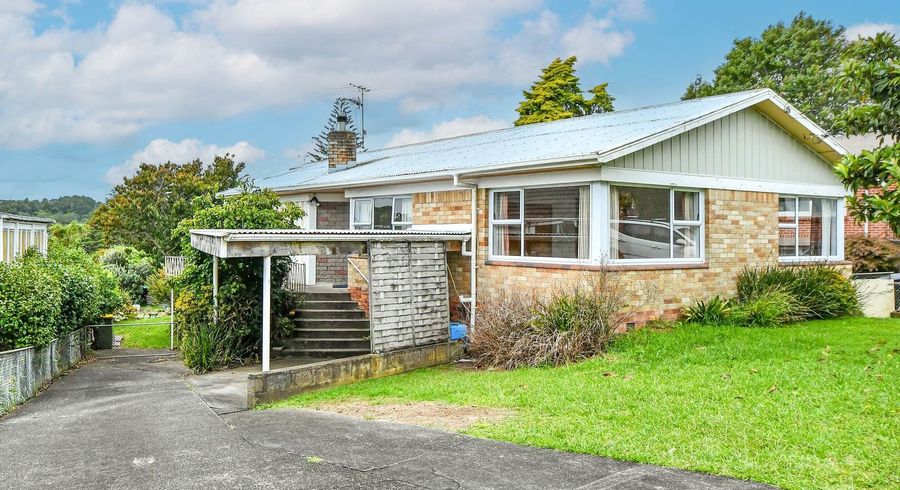  at 30 Lynmore Drive, Hill Park, Manukau City, Auckland