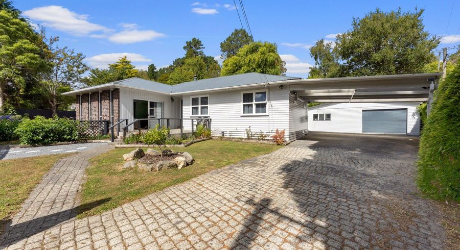  at 100 Plateau Road, Te Marua, Upper Hutt