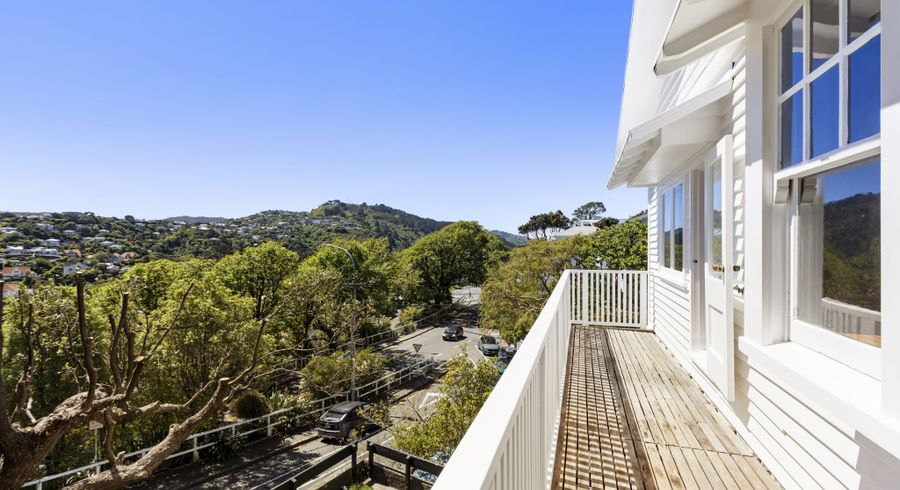  at 2/5 Grove Road, Kelburn, Wellington, Wellington